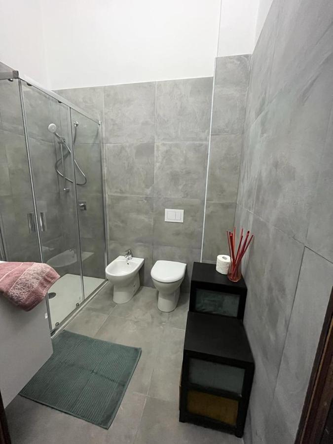 Appartamento Timeless Con Piscina E Tennis Valbrona Buitenkant foto